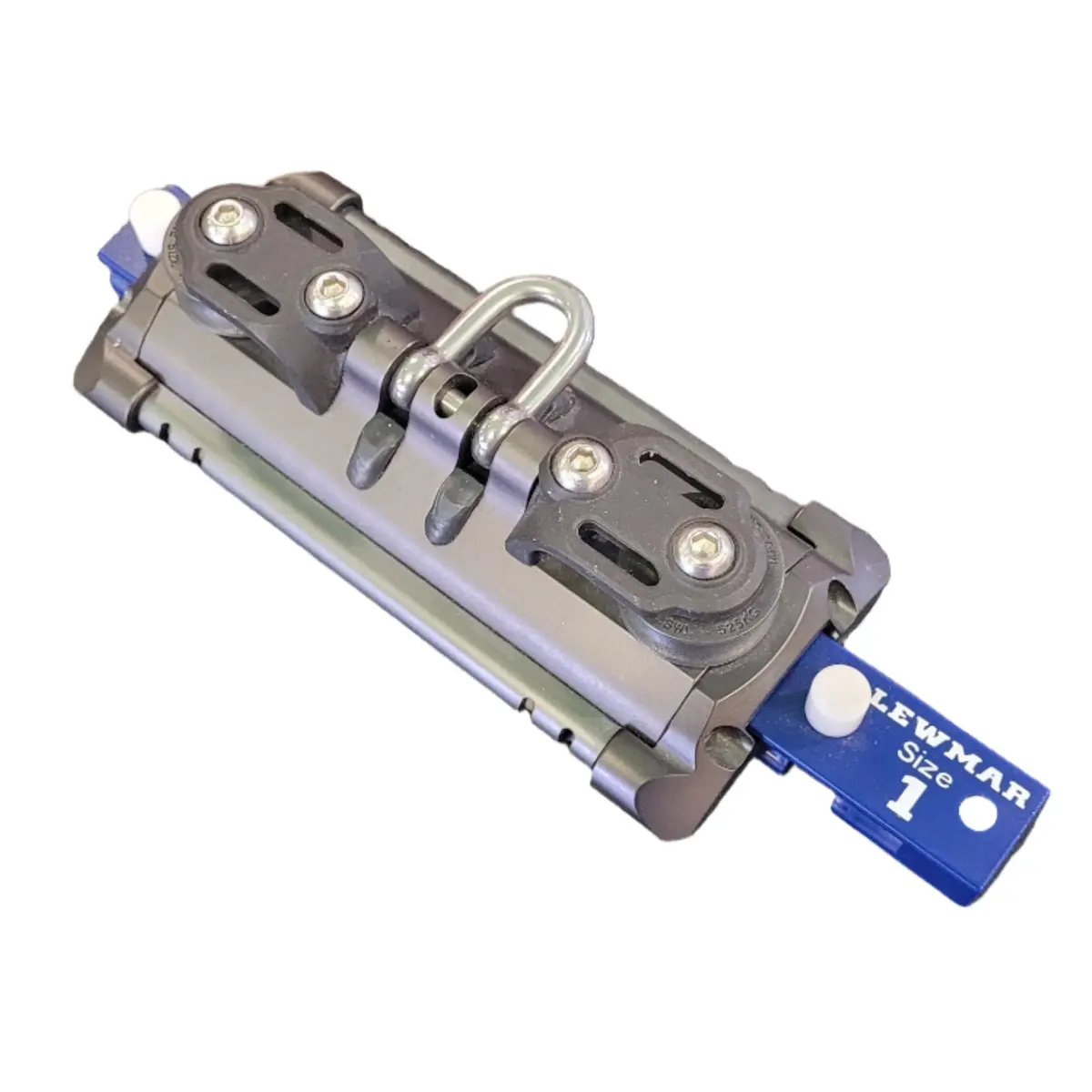 Lewmar Size 1 Tb Car With Shackle & 1 Pair Cl Sheaves 1