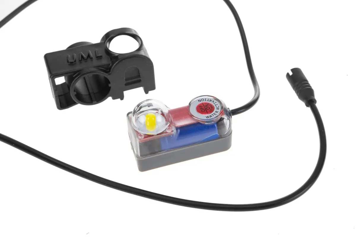 Besto Solas Lifejacket Light 1