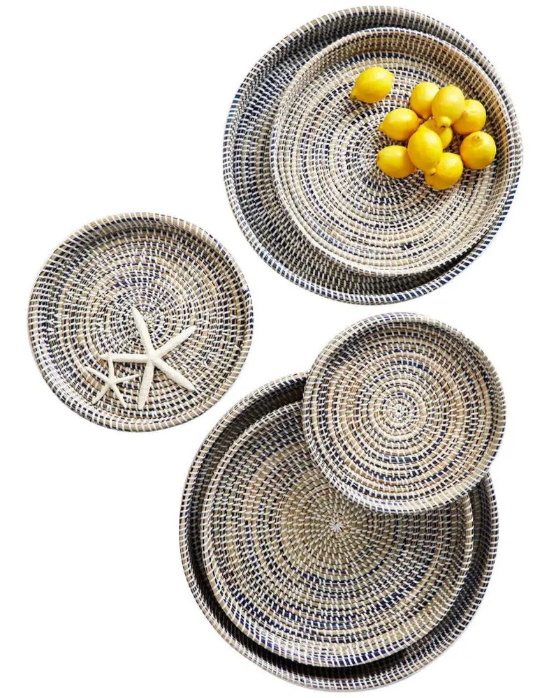 Nesting / Stackable Handwoven Seagrass Trays (Round) 1