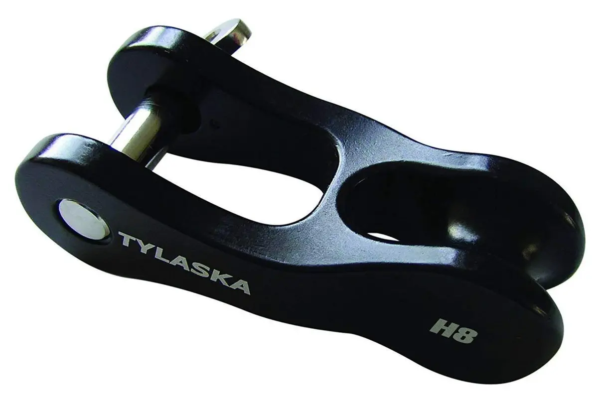 Tylaska H8 Halyard Shackle 1