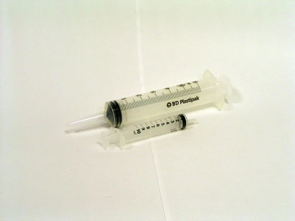 West-System 50Ml & 10Ml Syringe 1