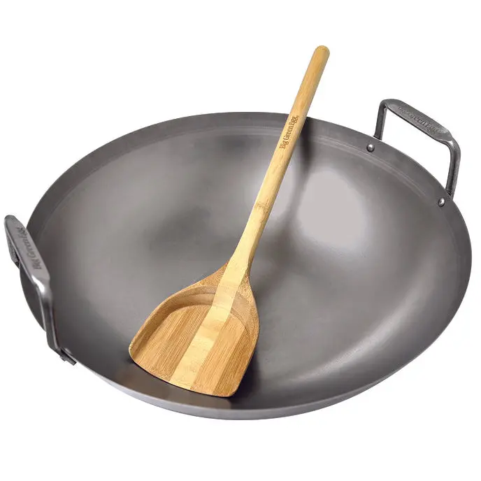 Big Green Egg 18" Carbon Steel Wok W/ Bamboo Spatula 1