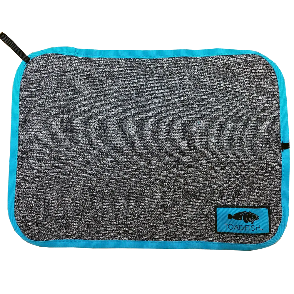 Toadfish Cut-Proof Shucking Cloth - 9" X 12" 1