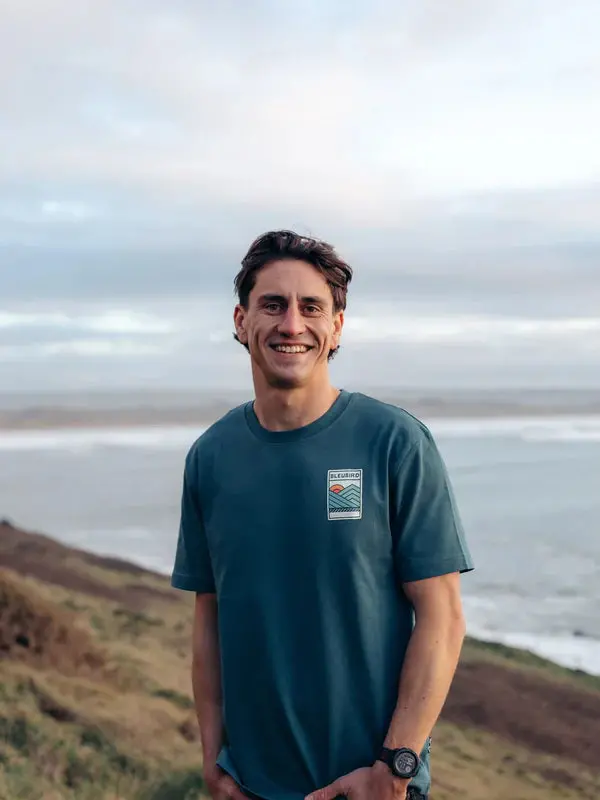 Bleubird Peaklight Tee 1