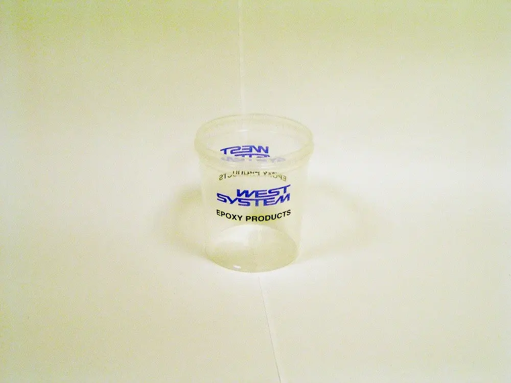 West-System Graduated Mixing Pot 1