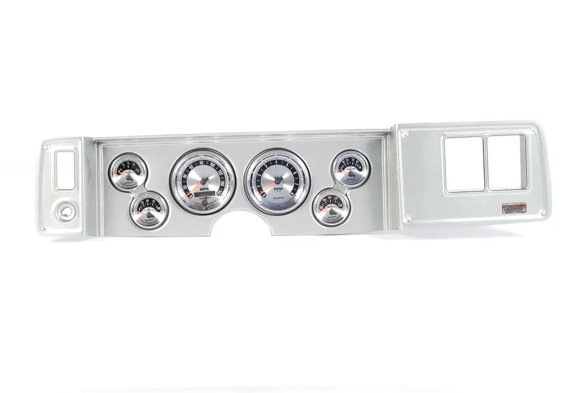 Classic Thunder Road 101790812 Instrument Panel – Custom Dash With Autometer Gauges 1